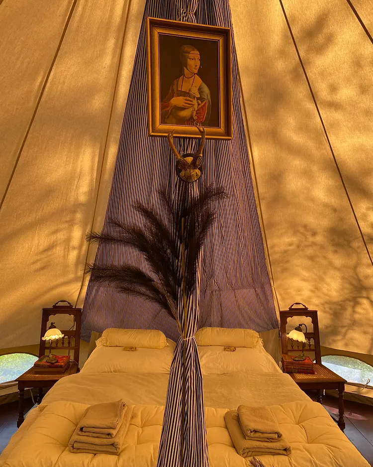 Glamping im Gutspark - Malchin, Deutschland | Good Travel