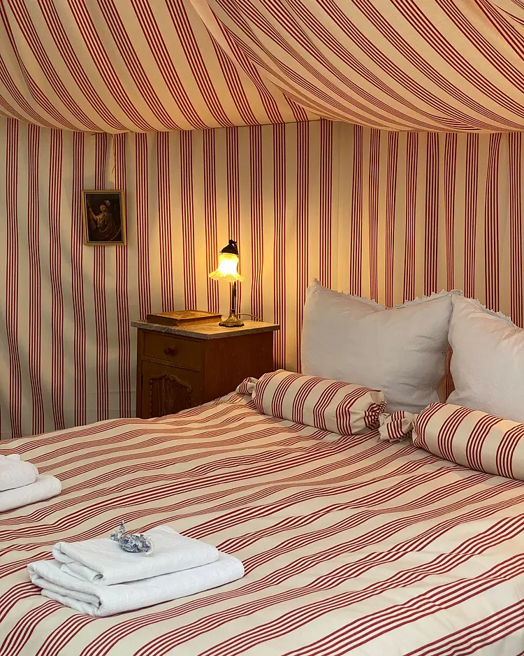 Glamping im Gutspark - Malchin, Deutschland | Good Travel