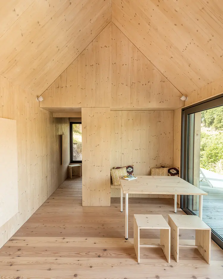 minimalanders - Altmannstein, Deutschland | Good Travel