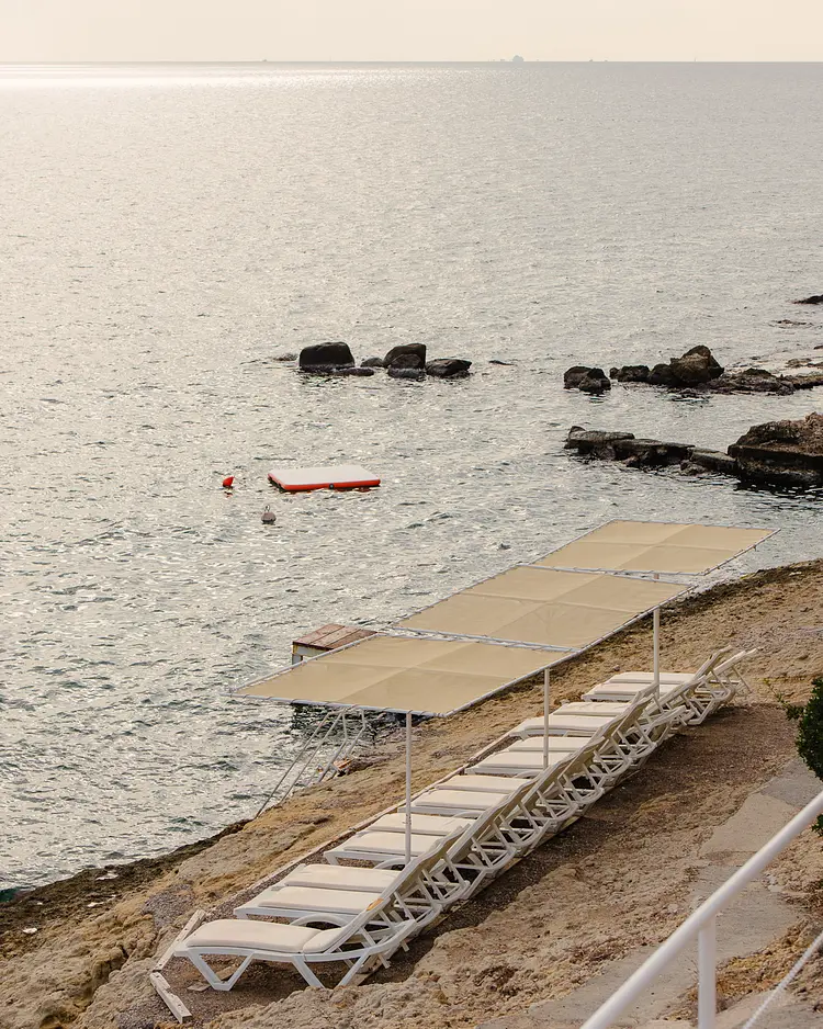 Rosy's - Agistri Island, Griechenland | Good Travel