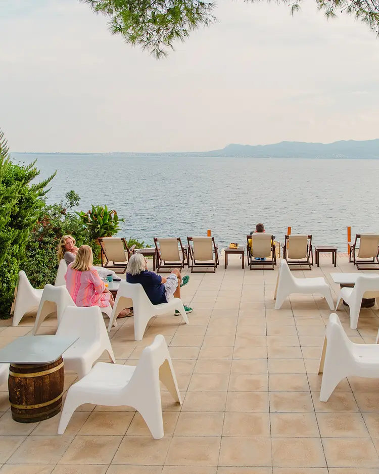 Rosy's - Agistri Island, Griechenland | Good Travel