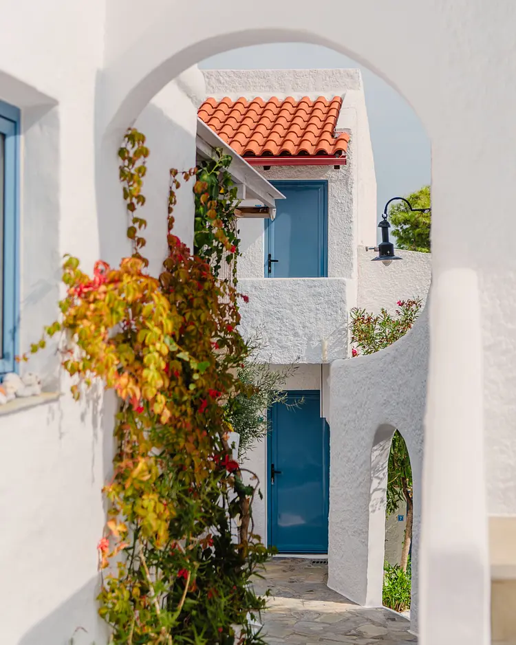 Rosy's - Agistri Island, Griechenland | Good Travel