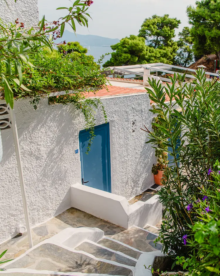 Rosy's - Agistri Island, Griechenland | Good Travel