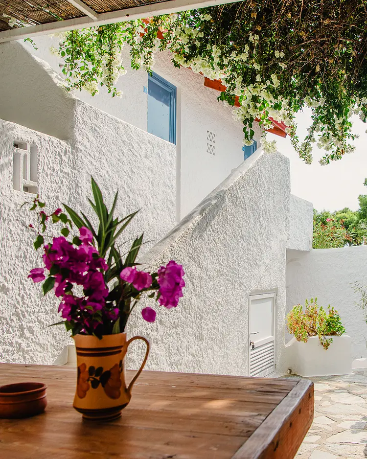 Rosy's - Agistri Island, Griechenland | Good Travel