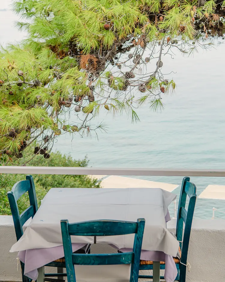 Rosy's - Agistri Island, Griechenland | Good Travel