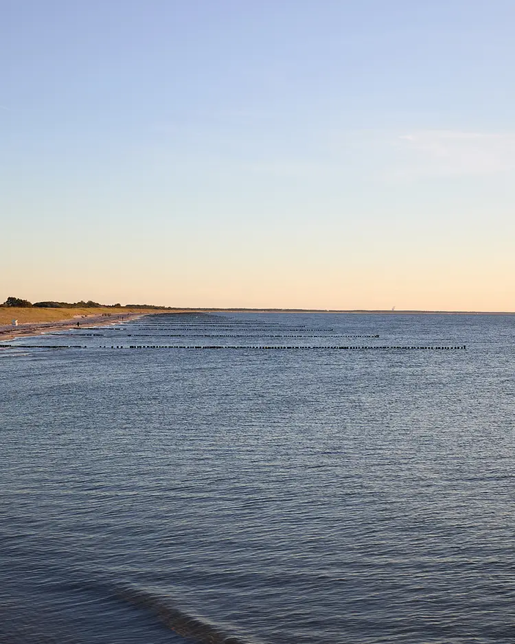 Mann & Fru - Ostseebad Wustrow, Deutschland | Good Travel