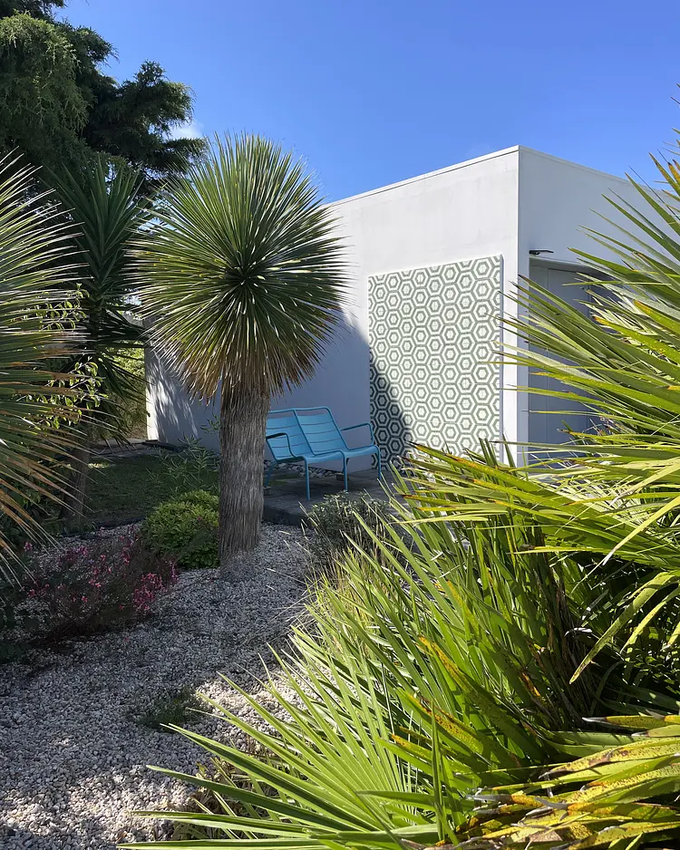 Flamboyant Boutique B&B - Serra do Bouro, Portugal | Good Travel