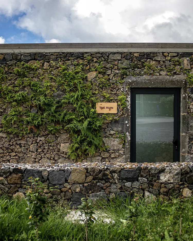 Solar Branco - Ponta Delgada (São Miguel Island), Portugal | Good Travel