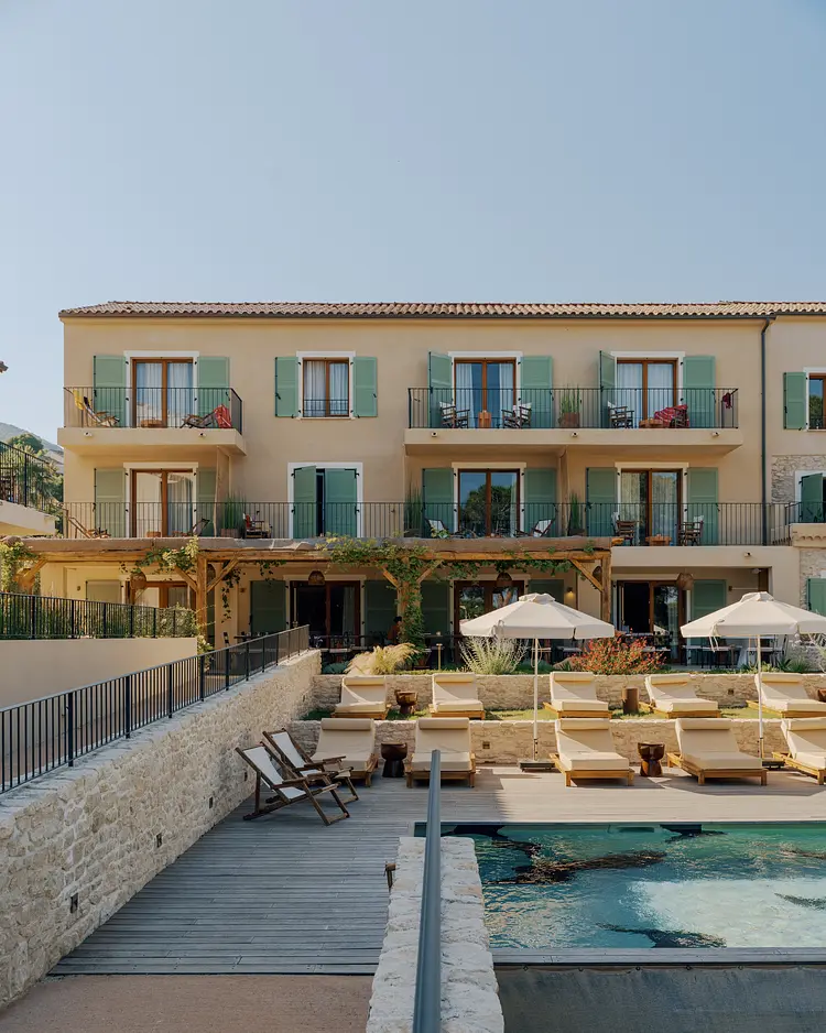 Basgi Basgi - Saint-Florent, Frankreich | Good Travel