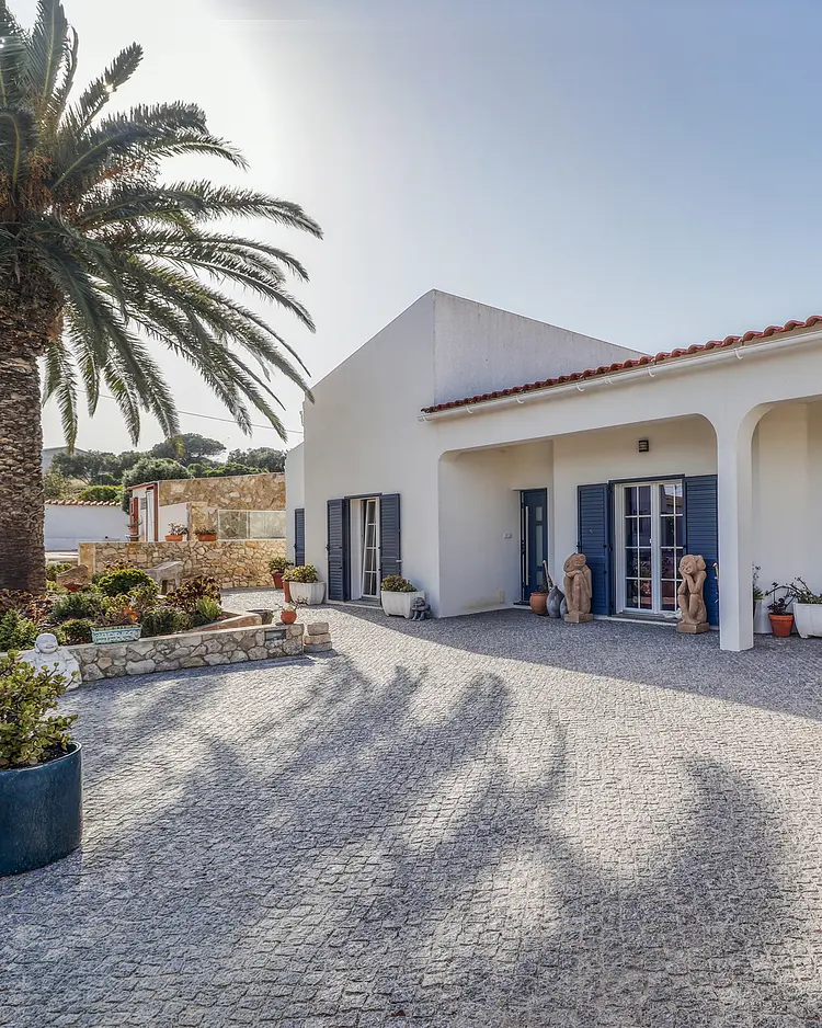 Casa Pulpo - Raposeira, Portugal | Good Travel