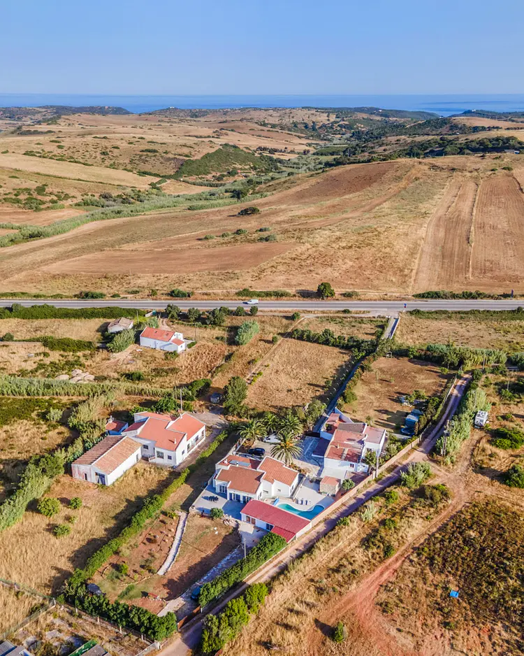 Casa Pulpo - Raposeira, Portugal | Good Travel