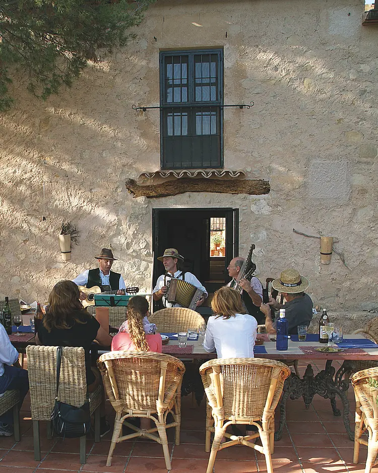 Finca Foyeta - Jijona (Valencia), Spain | Good Travel