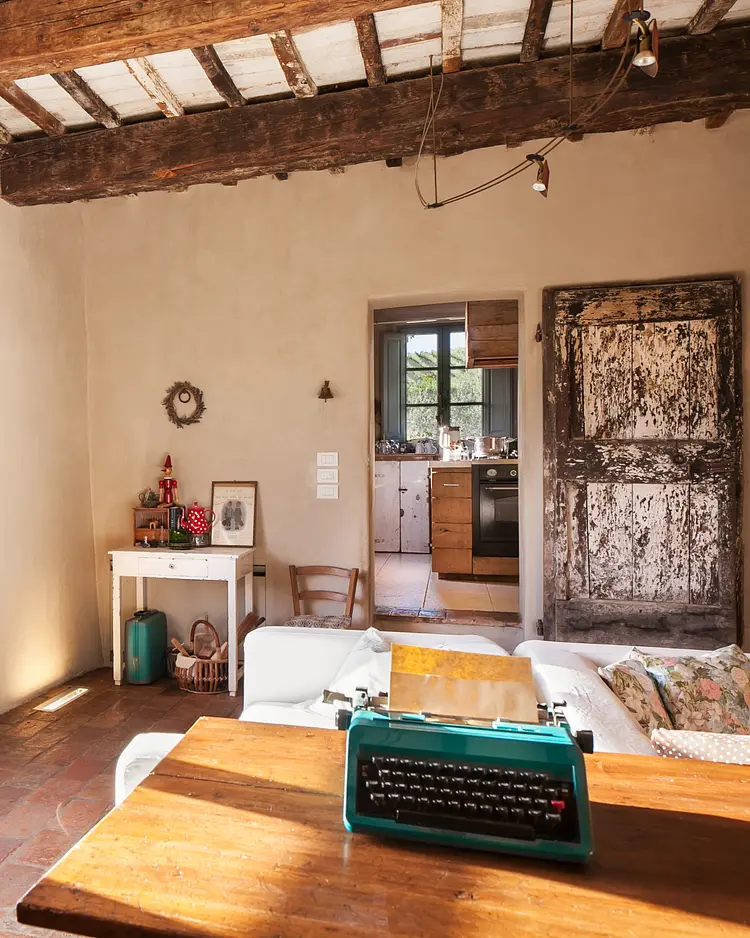 Follonico - Torrita di Siena, Italy | Good Travel