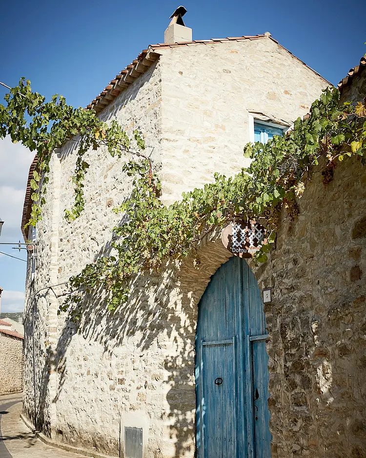 Domu Antiga - Gergei, Italien | Good Travel