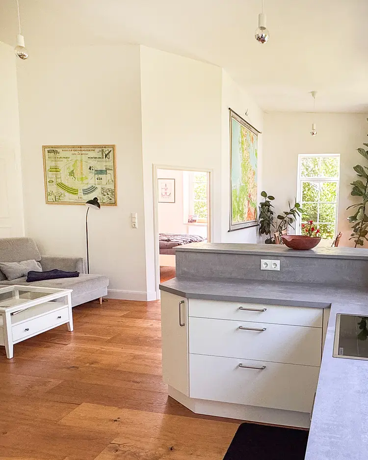 Tetenbüllerbü - immer schulfrei! - Tetenbüll, Deutschland | Good Travel