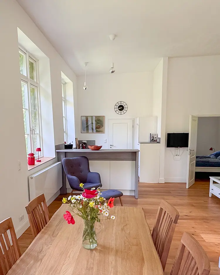 Tetenbüllerbü - immer schulfrei! - Tetenbüll, Germany | Good Travel