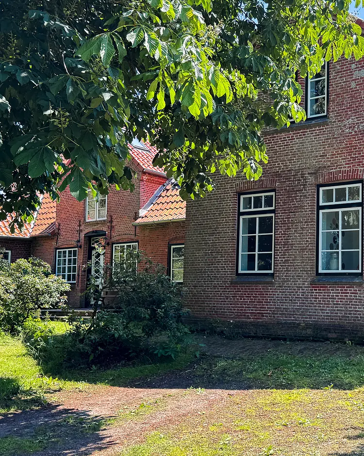 Tetenbüllerbü - immer schulfrei! - Tetenbüll, Germany | Good Travel