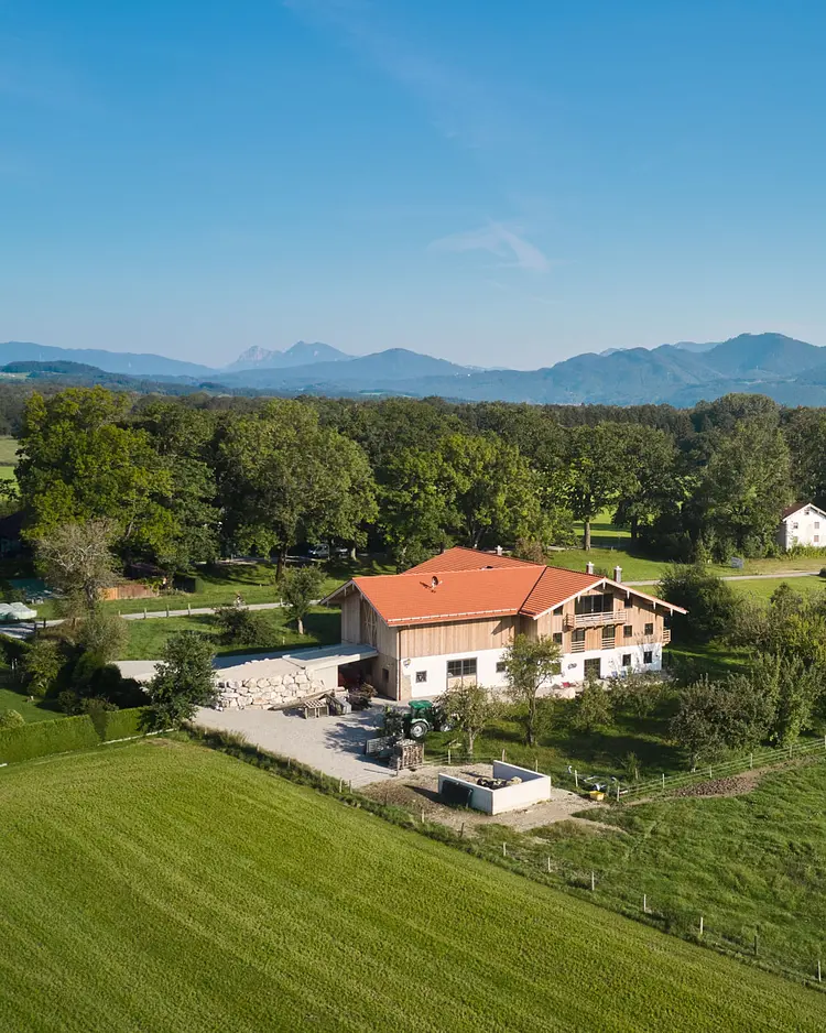 Farmhouse 1604 - Übersee, Deutschland | Good Travel