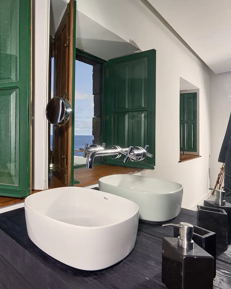 Faro Punta Cumplida - La Palma, Spain | Good Travel