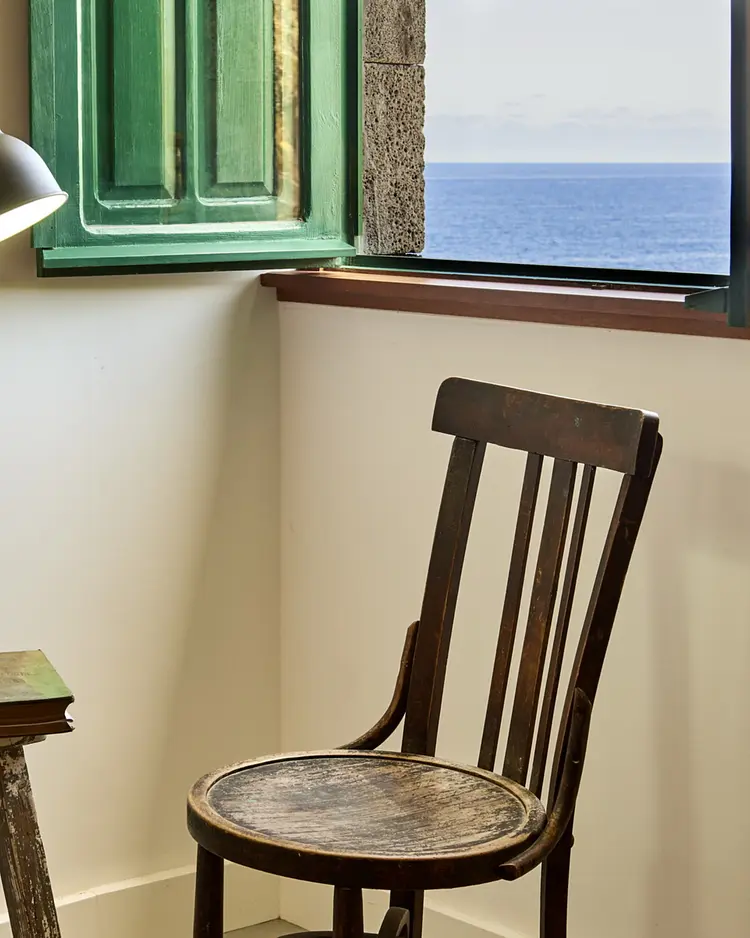 Faro Punta Cumplida - La Palma, Spain | Good Travel