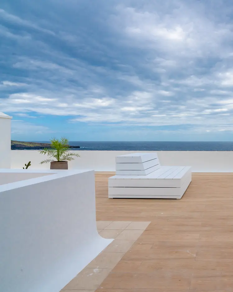 Faro Punta Cumplida - La Palma, Spain | Good Travel