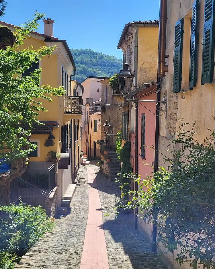 Oliva Azzurra - Prelá, Italy | Good Travel