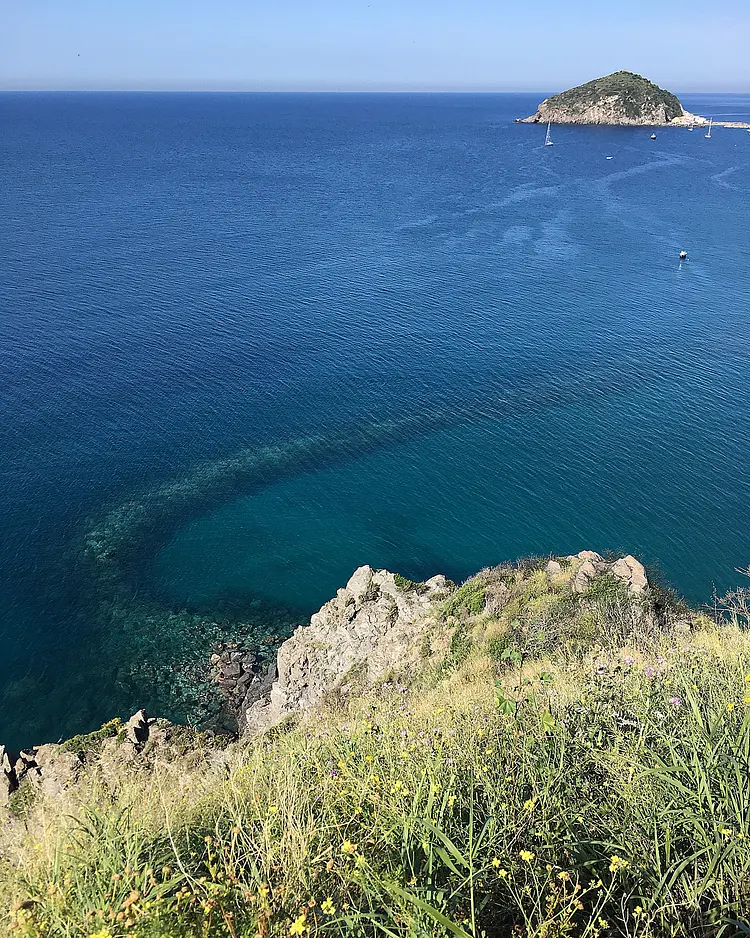 La Torre dei sogni - Ischia, Italien | Good Travel