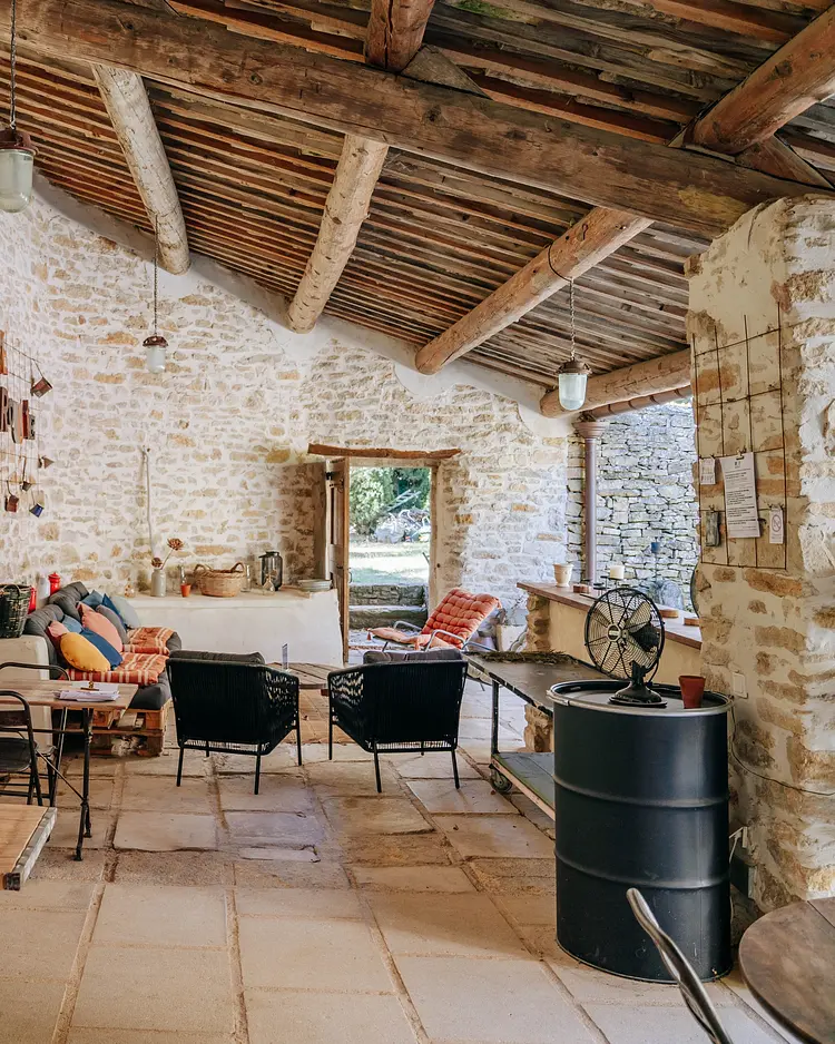 Maison 1643 - Laudun, Frankreich | Good Travel