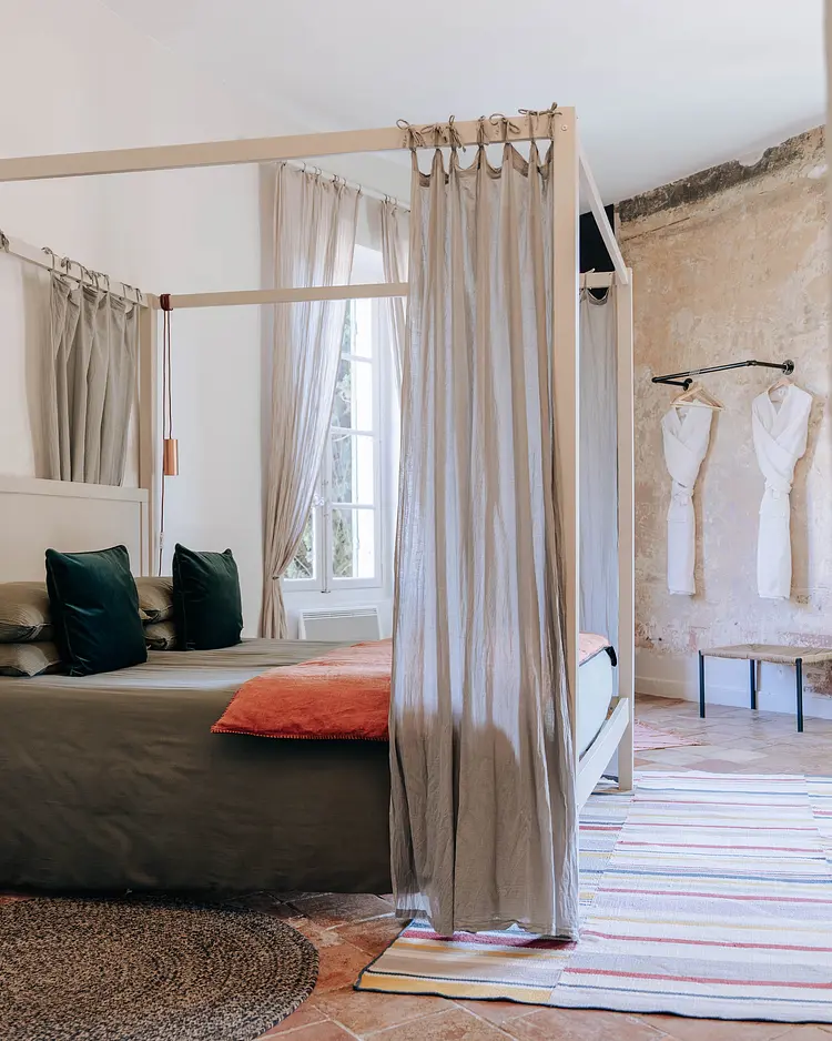 Maison 1643 - Laudun, Frankreich | Good Travel