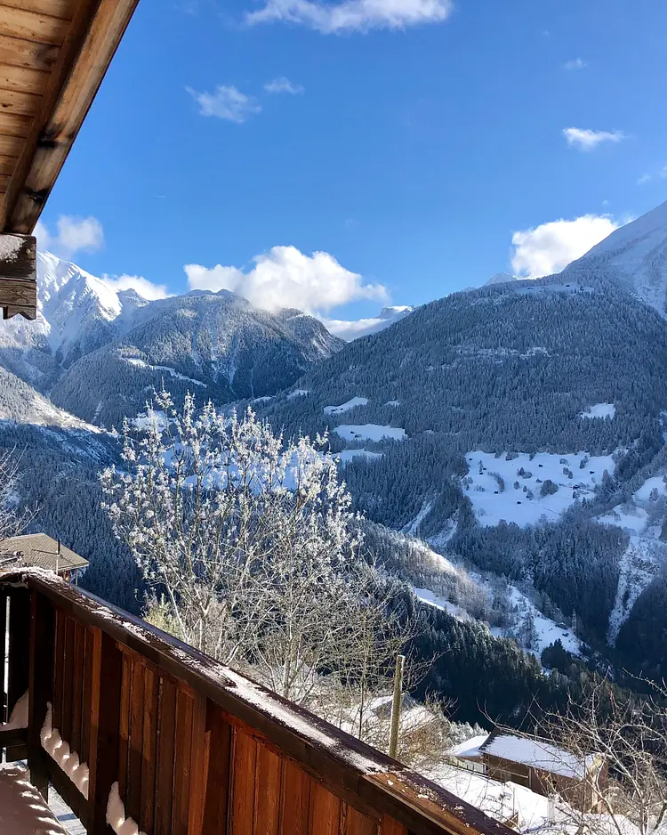 Josihaus - Martisberg, Switzerland | Good Travel
