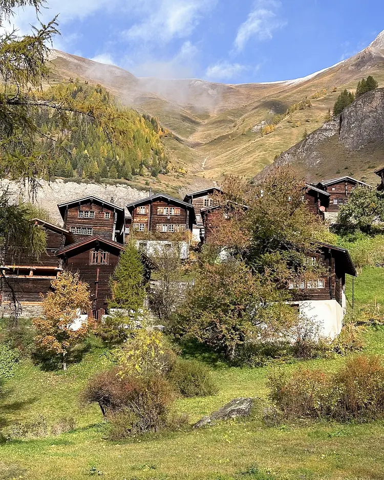 Josihaus - Martisberg, Switzerland | Good Travel