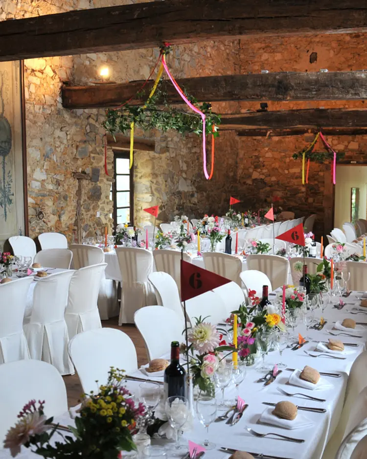 Chateau d'Orion - Orion (Bourg), Frankreich | Good Travel