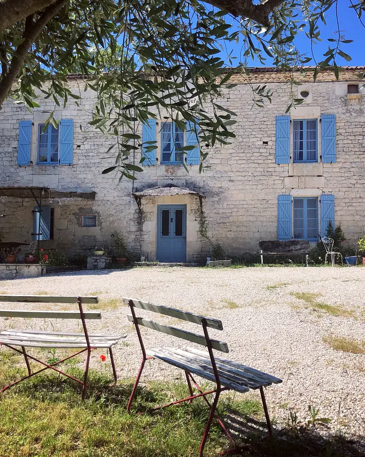 The Happy Hamlet - Fauroux, Frankreich | Good Travel