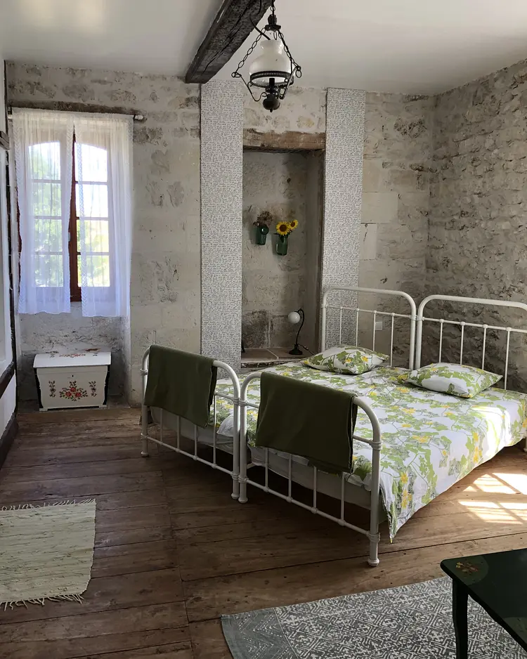 The Happy Hamlet - Fauroux, Frankreich | Good Travel
