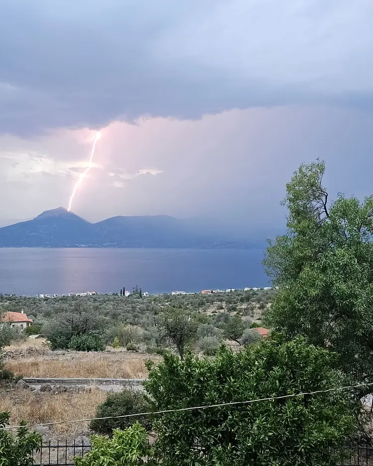 Home of Silence - Avlona, Griechenland | Good Travel