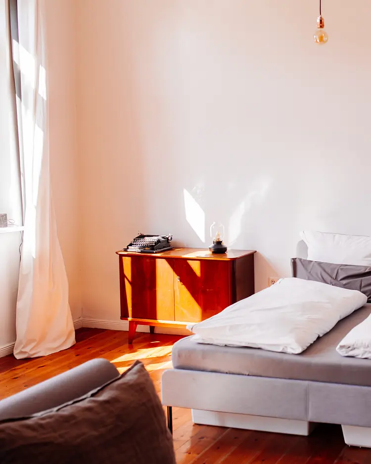 Alte Schule Brandenburg - Sechzehneichen, Deutschland | Good Travel