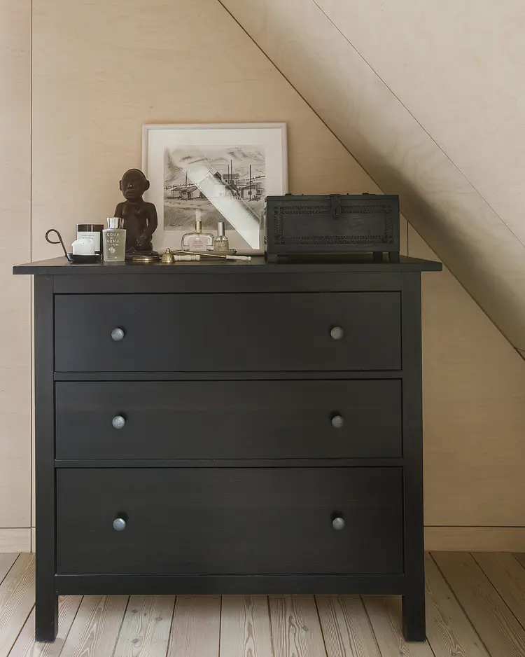 Barn House - Stokkseyri, Iceland | Good Travel