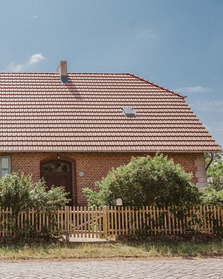 Alte Schule Brandenburg - Sechzehneichen, Germany | Good Travel