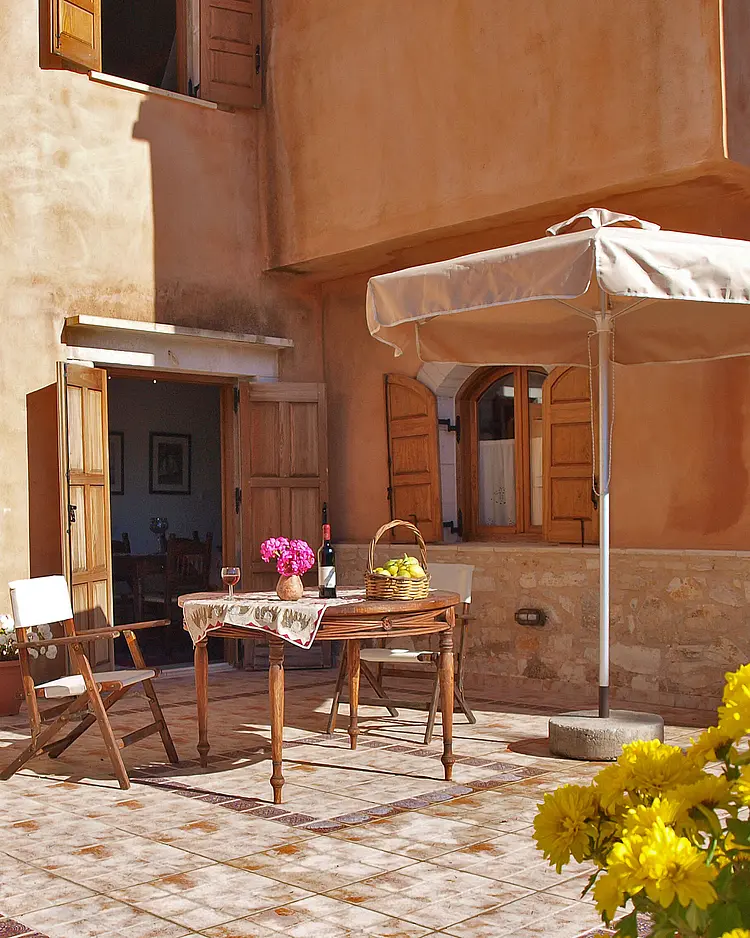 Natalia's Houses - Douliana, Griechenland | Good Travel