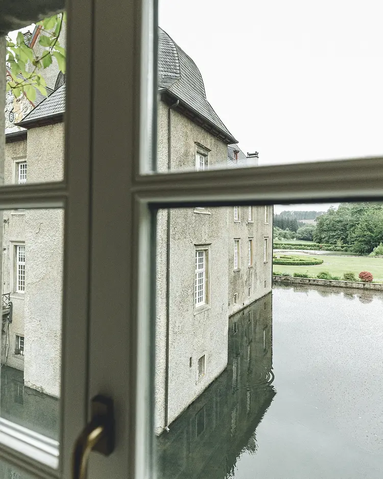 Schloss Neuenhof - Lüdenscheid, Deutschland | Good Travel