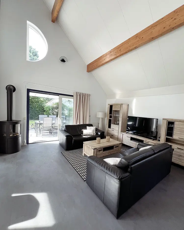 Antje Huis - Julianadorp, Netherlands | Good Travel