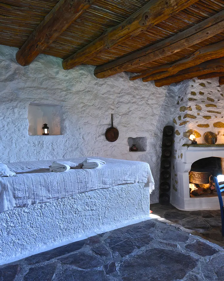 Potamos - Makry Gialos, Greece | Good Travel
