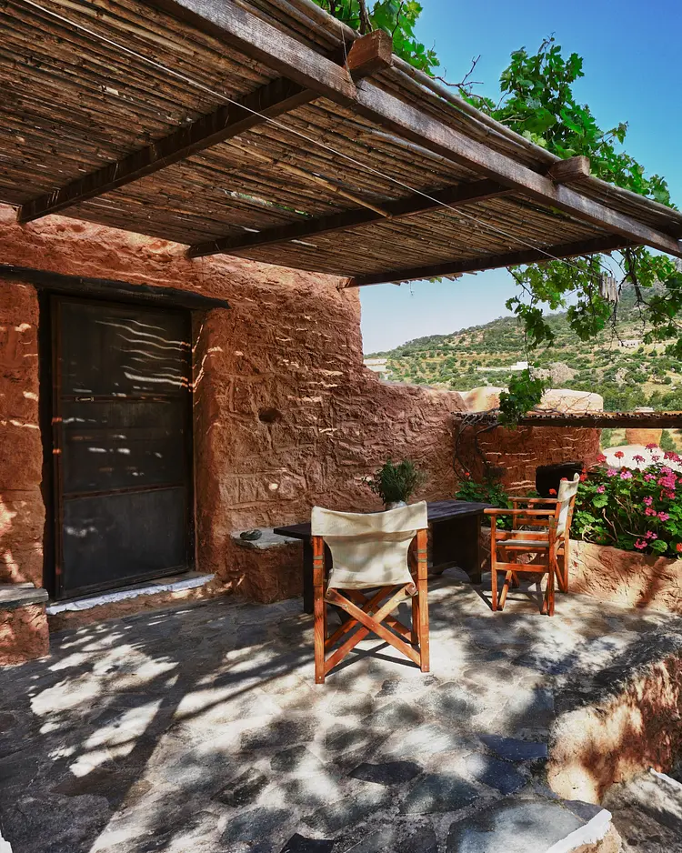Potamos - Makry Gialos, Greece | Good Travel