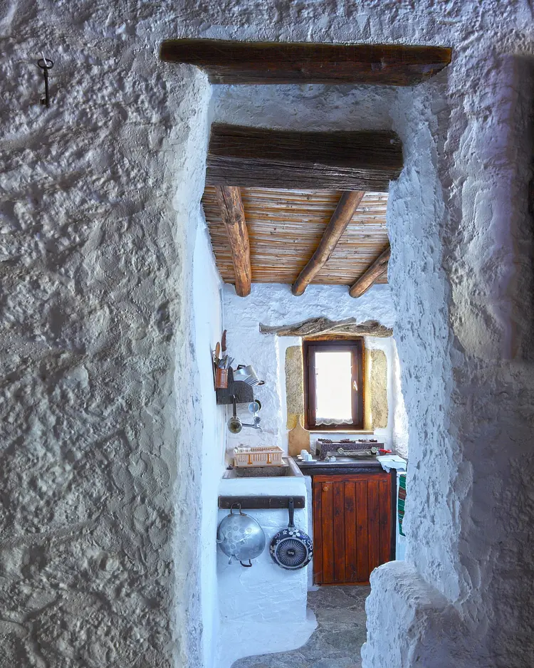 Potamos - Makry Gialos, Greece | Good Travel