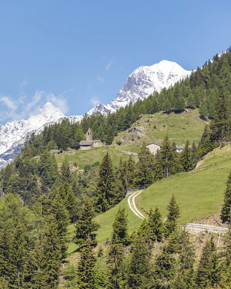 Rifugio Alpe San Romerio - Brusio, Switzerland | Good Travel