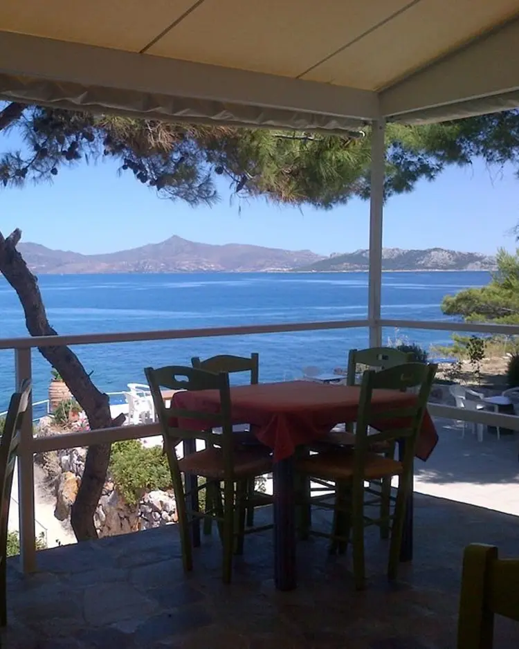 Rosy's - Agistri Island, Griechenland | Good Travel