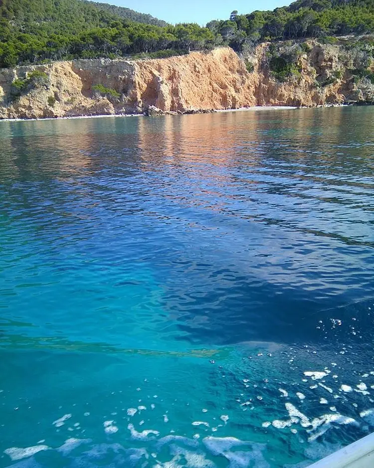 Rosy's - Agistri Island, Griechenland | Good Travel