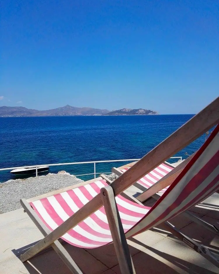 Rosy's - Agistri Island, Griechenland | Good Travel