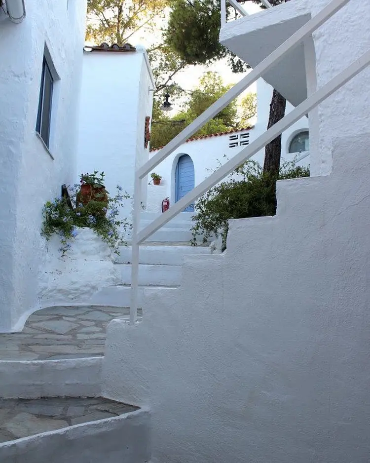 Rosy's - Agistri Island, Griechenland | Good Travel