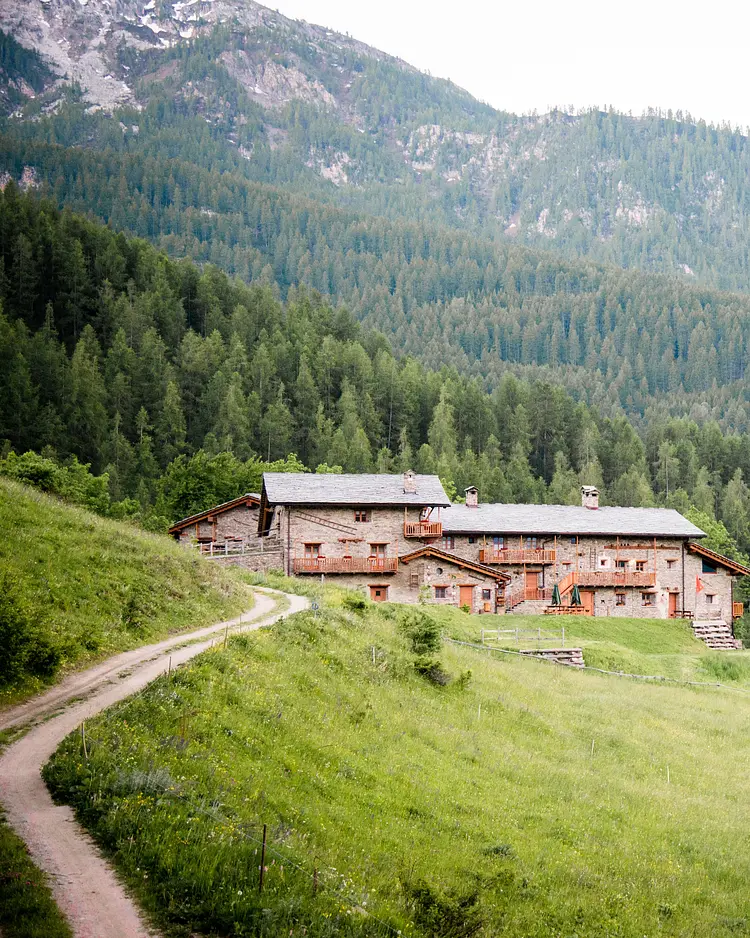 Sagna Rotonda - Marmora, Italien | Good Travel